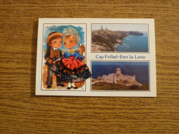 Carte Brodée "Sous Le Ciel De Bretagne - Cap Fréhel-Fort La Latte"-Couple-Jeune Femme Costume Brodé/Tissu-10,5x15cm Env. - Ricamate