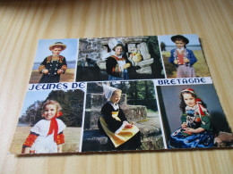 Enfants En Costume De Fouesnant, Pont-Aven, Pont L'Abbé, Plougastel-Daoulas Et Le Pays Du Poher (29).Vues Diverses. - Fouesnant