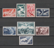 FRANCE P.A. N° 16 à 23 = 8 TIMBRES NEUFS** DE 1947    Cote : 89 € - 1927-1959 Ungebraucht