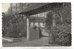 Bernières (76) : La Villa Des Tilleuls En 1950 PF - Other & Unclassified