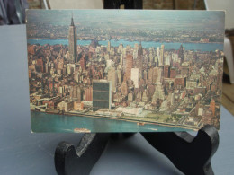Jolie Cpsm Couleur Breahtaking Panoramic View Of The Fabulous New-York City Skyline. Unused Stamps - Autres & Non Classés