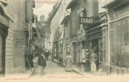 CPA-31- SALIES-DU-SALAT- Rue COMPANS _ Animation Commerces - Tabac - Cartes Postales - Labouche N° 1013** - Salies-du-Salat