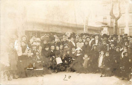 - Thèmes Div -ref-V V961- à Identifier - Carte Photo Groupe De Femmes Et Enfants - - Sonstige & Ohne Zuordnung