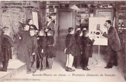 44 - NANTES - Institution De La Persagotiere - Sourds Muets En Classe - Premier Elements De Francais - Nantes