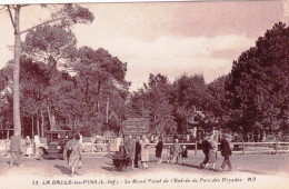 44 -  LA BAULE Les PINS - Le Rond Point De L'entrée Du Parc Des Dryades - La Baule-Escoublac