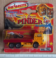 Camion Majorette 1/100 : Camion Publicitaire Du Cirque Pinder. Neuf, Jamais Ouvert. - Trucks, Buses & Construction