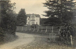 - Thèmes Div -ref-V V956- à Identifier - Carte Photo Maison Bourgeoise - Enclos Et Cheval - - To Identify