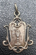 Pendentif Médaille Religieuse Argent 800 Début XXe Art Nouveau "Médaille De Communion" Religious Medal - Religión & Esoterismo