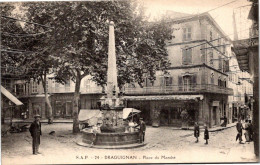 83 DRAGUIGNAN - Place Du Marché - Draguignan