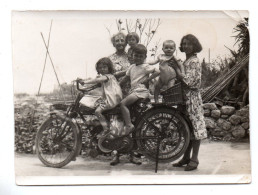 452, Moto Motocyclette Terrot, Enfants Sur Une Moto, Printemps 31,vient D'une Famille Pieds-noirs - Automobiles