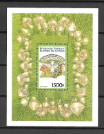 Comores 1999 Mushrooms MS #2 MNH - Champignons