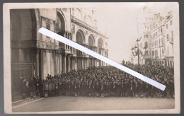 VENEZIA - FOTOCARTOLINA  INEDITA INIZI 900 - PIAZZA S.MARCO GREMITA DI BAMBINI - TIMBRO IN RILIEVO FOT. GRAZIADEI - Venezia