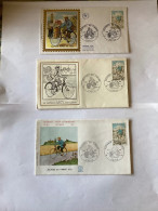 Enveloppe Journée Du Timbre Le Facteur Rural A Bicyclette - Colecciones Completas