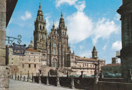 Santiago De Compostela, Cathedral, Fachada Del Obradoiro Y Galeria Del Claustro - Santiago De Compostela