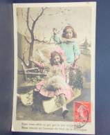 1535 THEME . DEUX PETITE FILLES SUR UN TRAINEAU . PAYSAGE . ANNEE 1910 - Escenas & Paisajes