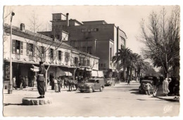 SIDI-BEL-ABBES - Carrefour Des Quatre Candélabres Et Boulevard De La République - (4 OCTOBRE 1956) - - Sidi-bel-Abbes