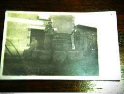 CPA - Carte Photo - Environs Alès (30) - Tonnellerie Tonnelier Tonnelier Métier - 1910 - SUP (HX 55) - Artigianato