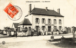 45 :  Corquilleroy : Devant La Mairie (petit Pli Angle)     ///  Ref. Mai 24 ///  N° BO - Andere & Zonder Classificatie