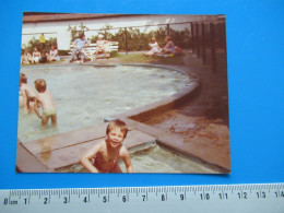 Foto Swimming Pool - Piscine - Zwembad - Anonieme Personen