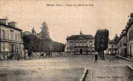 K2805 - MOUY - D60 - Place De L'Hôtel De Ville - Mouy