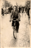 CP Carte Photo D'époque Photographie Vintage Vélo Bicyclette Cycliste Bordeaux ? - Zonder Classificatie
