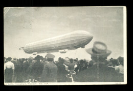 Aviation Dirigeable Allemand  (  Das Luftschiff Wird Vom Sturm Weggetragen 1908 ) Legers Plis Dans Un Angle Voir Scans - Airships