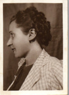 Photographie Photo Vintage Snapshot Amateur Femme Profil Coiffure  - Personas Anónimos