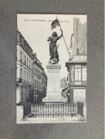 Compiegne Statue De Jeanne D'Arc Carte Postale Postcard - Compiegne