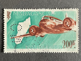 Colonie MADAGASCAR Poste Aerienne N° 64 C.N 2 Indice 3 Perforé Perforés Perfins Perfin - Gebruikt