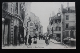 CPA  EVIAN - LES - BAINS. . - Rue Nationale .- Circulée TB - Evian-les-Bains