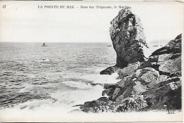 29 La Pointe Du Raz Baie Des Trépassés, Le Menhir - La Pointe Du Raz