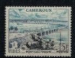 France Cameroun - "Fonds D'investissement : Pont Sur Le Wouiri à Douala" - Oblitéré N° 301 De 1956 - Usati