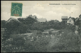 TANANARIVE La Maternité D'Isoraka Timbre D'Anjouan Carte Pliée Anqutil Et Darrieux - Madagaskar