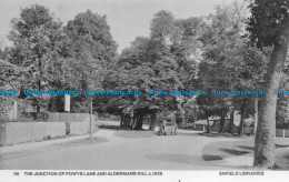 R150636 The Junction Of Powys Lane And Aldermans Hill. Enfield - Monde