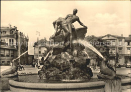 72022541 Schwerin Mecklenburg Gruentalplatz Mit Denkmal Die Schiffbruechigen Goe - Schwerin