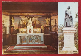 CPM - Beaulieu Les Fontaines -( 60118 - Oise ) - La Chapelle Du Château Et La Statue Jeanne D'arc - Autres & Non Classés