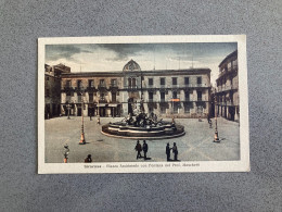 Siracusa Piazza Archimede Con Fontana Del Prof Moschetti Carte Postale Postcard - Siracusa