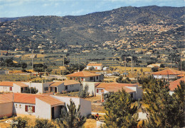 83-BORMES LES MIMOSAS-VILLAGE DE VACANCES LA MANNE-N°414-B/0079 - Bormes-les-Mimosas