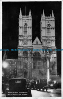 R150355 Floodlit London. Westminster Abbey. By Night. Excel. RP. 1936 - Autres & Non Classés