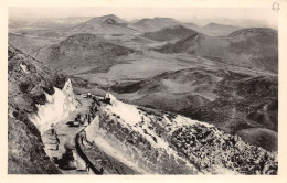 63-LE PUY DE DOME-LA ROUTE DU SOMMET-N°422-A/0015 - Autres & Non Classés