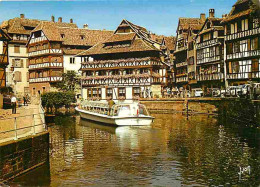 67 - Strasbourg - La Petite France Avec La Maison Des Tanneurs - Bateau-Promenade - Automobiles - CPM - Voir Scans Recto - Strasbourg