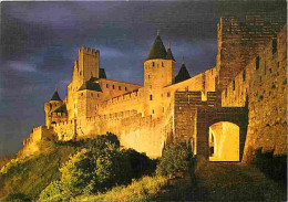 11 - Carcassonne - La Cité Médiévale - La Porte D'Aude - Le Château Comtal - Vue De Nuit - CPM - Voir Scans Recto-Verso - Carcassonne