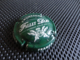 CAPSULE DE CHAMPAGNE : FALLET-DART - N°19 Vert Et Blanc - Other & Unclassified