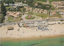 CPSM. 83 SAINTE MAXIME. VILLAGE DE VACANCES LES HEURES CLAIRES. VUE AERIENNE. - Sainte-Maxime