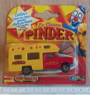 Camping Car Majorette1/60 Du Cirque Pinder. Neuf, Jamais Ouvert. - Camions, Bus Et Construction