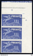 Espresso Lire 30 Cavallo Alato Tripla  Varietà - Unused Stamps