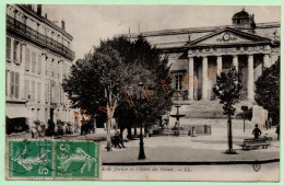 ANGOULÊME - LE PALAIS DE JUSTICE ET L'HÔTEL DE VILLE - LL. (16) - Angouleme