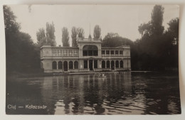 ROMANIA 1930 CLUJ - THE LAKE FROM THE PARK, BUILDING, ARCHITECTURE, PEOPLE ON BOATS - Romania