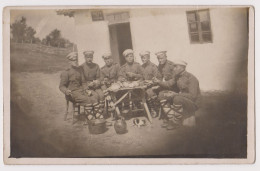 1930s Bulgaria Bulgarian Soldiers Border Guards, Lunch  At Border Position, Scene, Vintage Orig Photo 13.9x8.9cm. /65213 - Guerre, Militaire