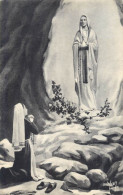 Postcard France Lourdes Apparition De La Vierge - Lourdes